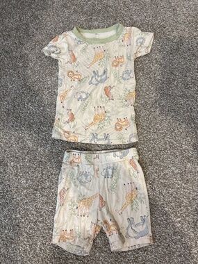 Milkberry bamboo pajama safari animal set size 12 months